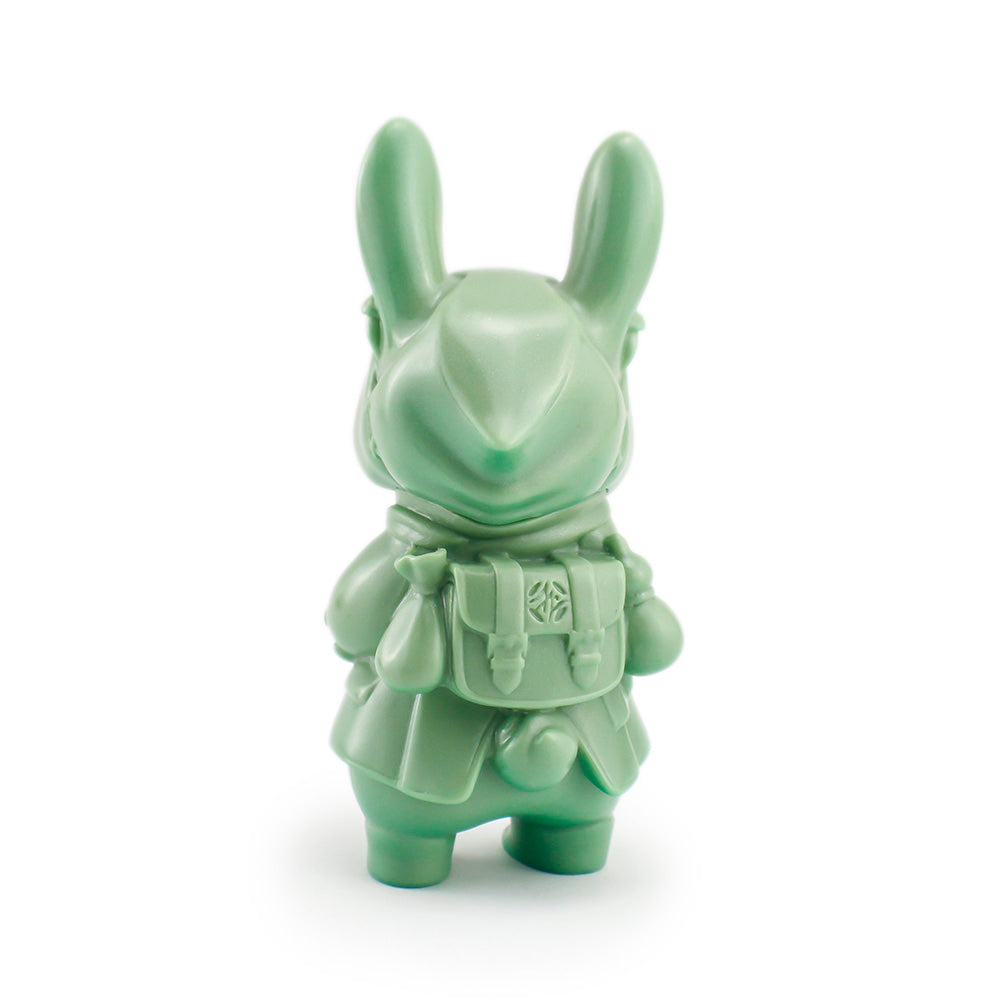 Hawthorn the Adventurer Vinyl Figure (Celadon)