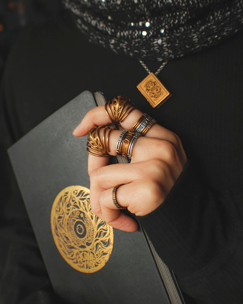 Auspicious Ribbon Ring