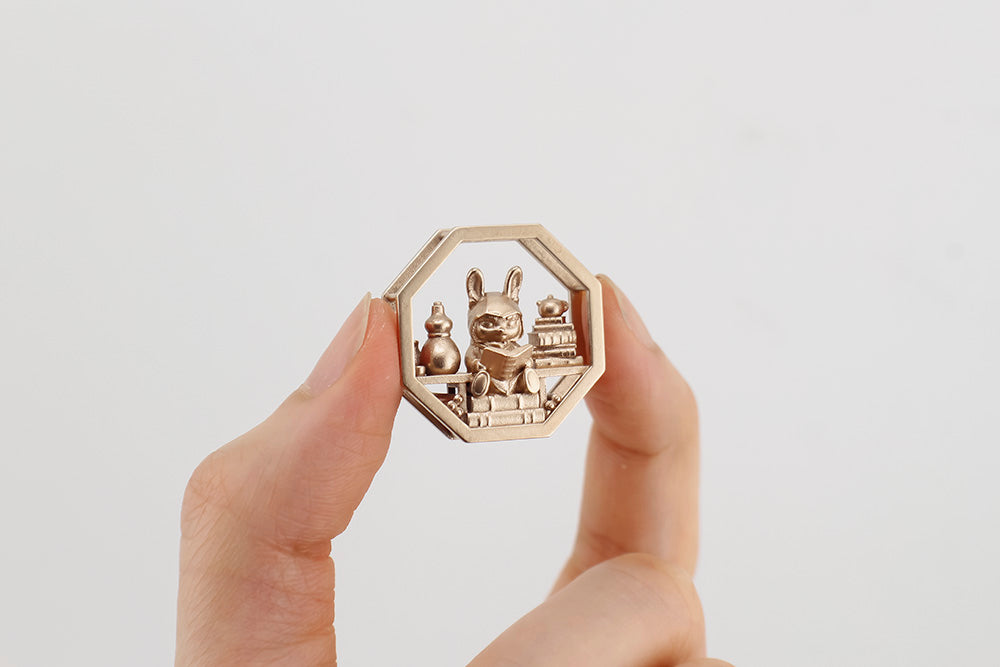 Hawthorn the Rabbit Pendant