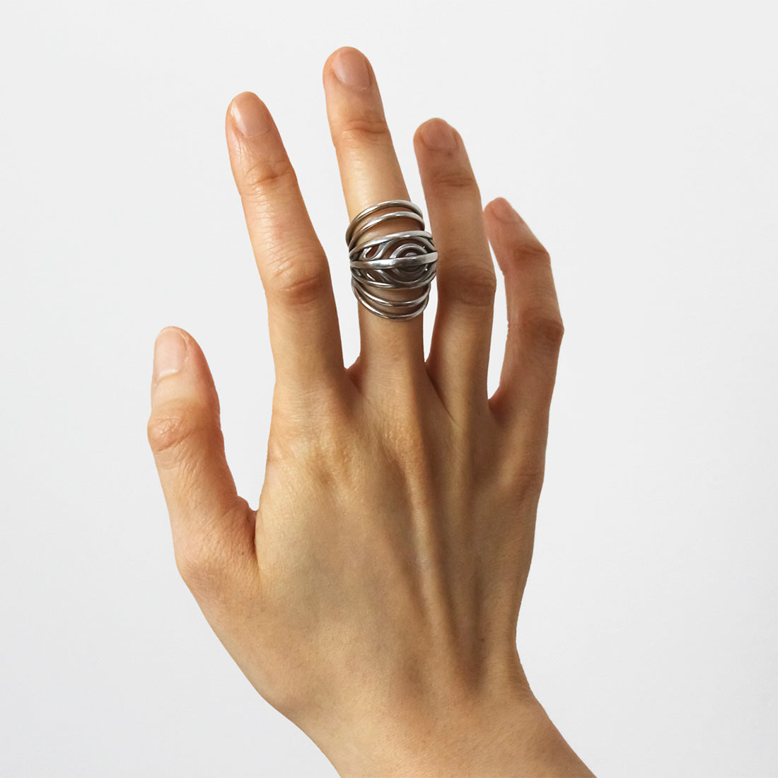 Celestial Eye Ring (swan neck splint)
