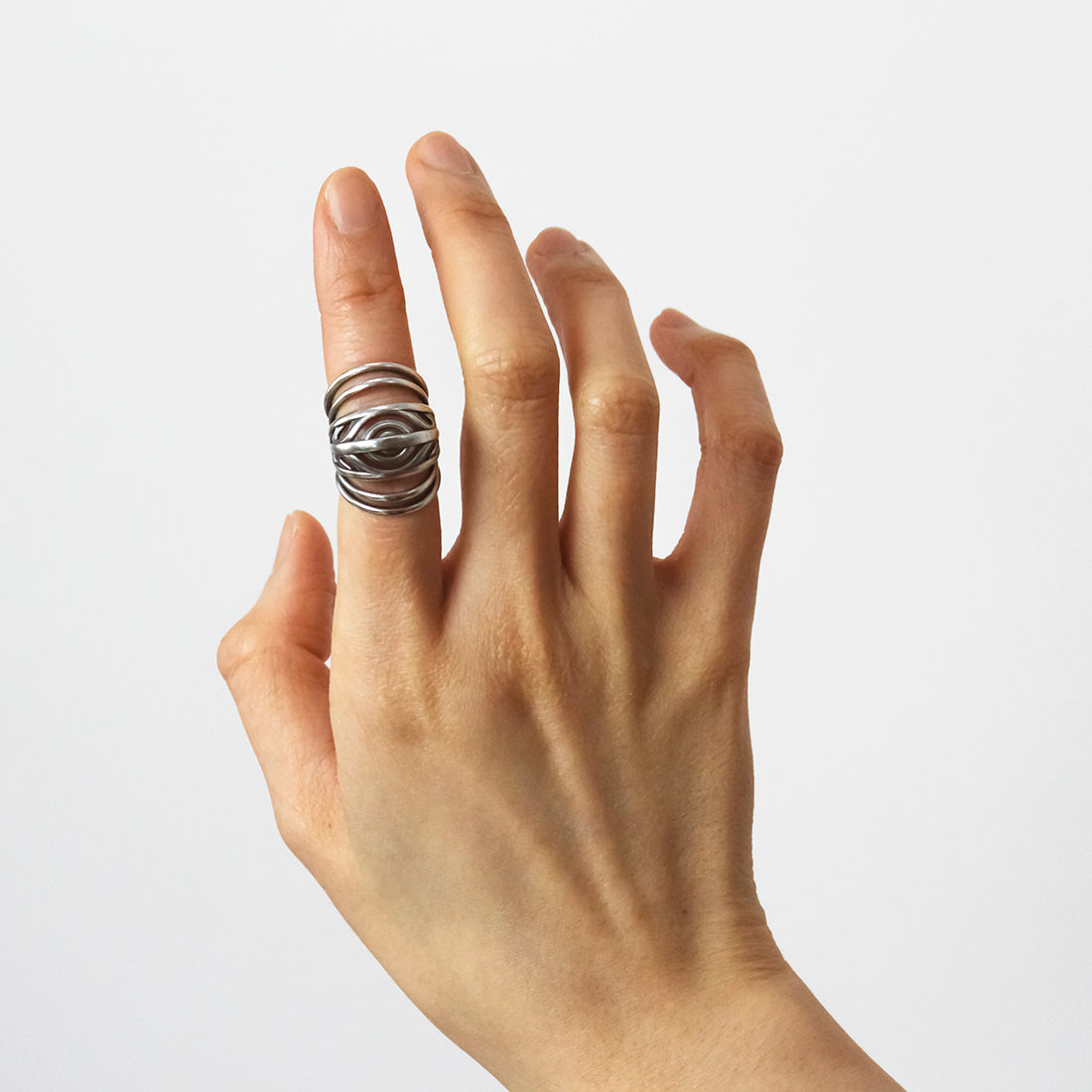 Celestial Eye Ring (swan neck splint)