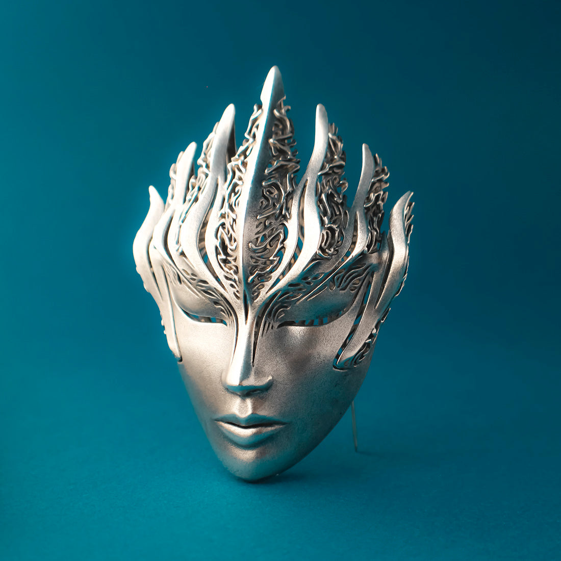 Sovereign Dreamer Brooch