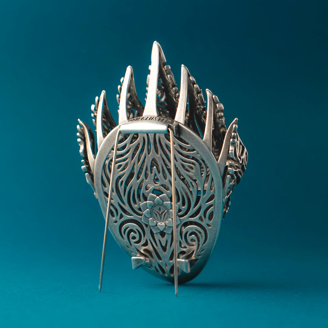 Sovereign Dreamer Brooch